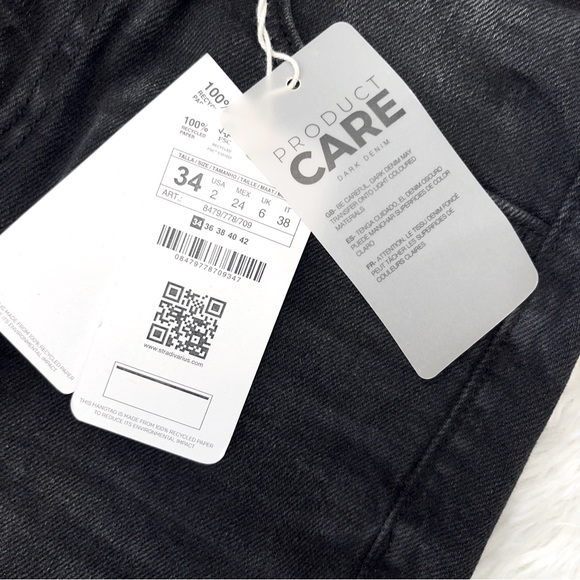 SOLD MERCARI *HP* Stradivarius STR Washed Black Slim Mom Jeans - Picture 6 of 12